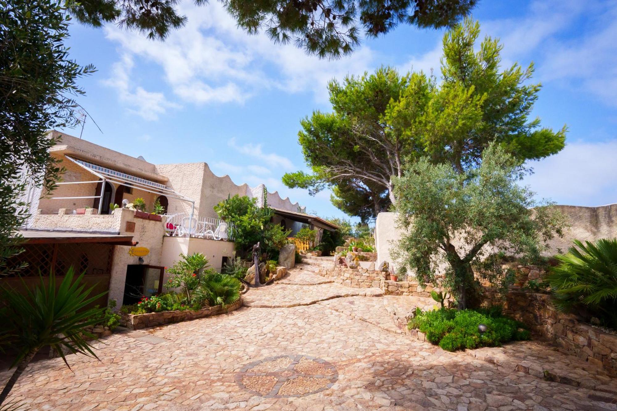 Hotel Belfiori Torre dei Corsari